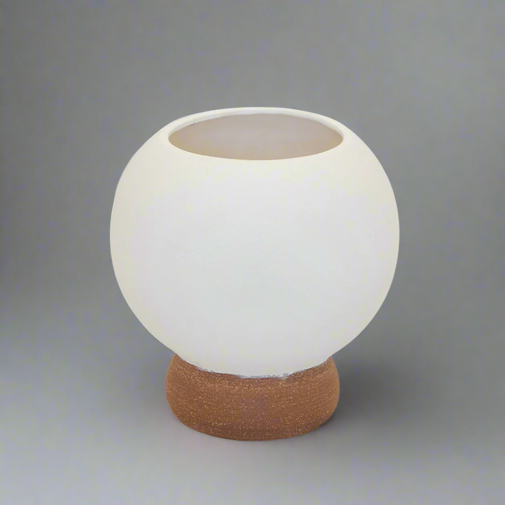 CERAMIC ORB VASE WHITE SMALL 22CM (H) X 20CM (D)
