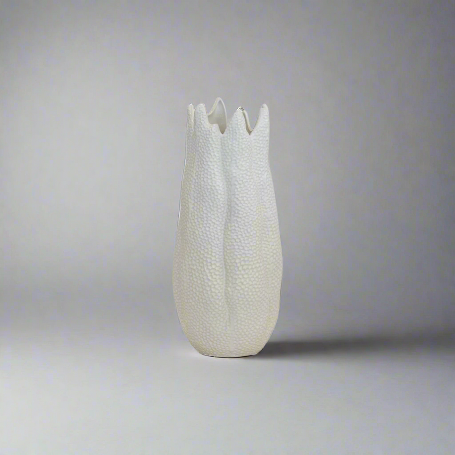 Ceramic Adora Vase Large
Bring a burst of sunshine and whimsy to your gatherings with the vibrant Ceramic Adora Vase Large a unique and stylish serving piece.