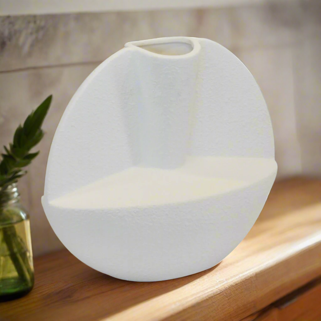 Ceramic arhaus wing vase white