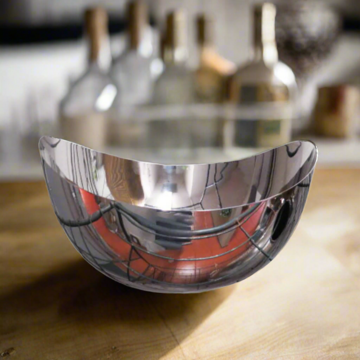 Elevate Your Home Decor with the Breathtaking Eclipse Bowl!
Make a statement in your living space with the show-stopping Eclipse Bowl, a masterpiece of modern design that will leave you and your guests mesmerized.
A Celestial Marvel
Inspired by the majesty of a lunar eclipse, this stunning bowl features a sleek, polished stainless steel design that shimmers like the night sky. Its unique sickle moon shape adds a touch of drama and sophistication, making it the perfect centerpiece for any room.
