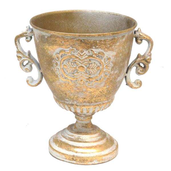 Add a Touch of Elegance with the Solo Pot
Elevate your home decor with the Solo Pot, a stunning multi-functional piece made of antique gold metal. This beautifully crafted pot is perfect for adding a touch of sophistication to any room.
