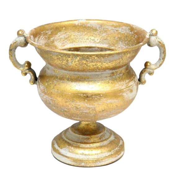 Elevate Your Space with the Exquisite Montrose Pot
Add a touch of sophistication to your home or office with the stunning Montrose Pot. This masterpiece boasts a timeless design, intricately crafted with an inlaid border that exudes refinement and poise.
Perfect for Any Setting