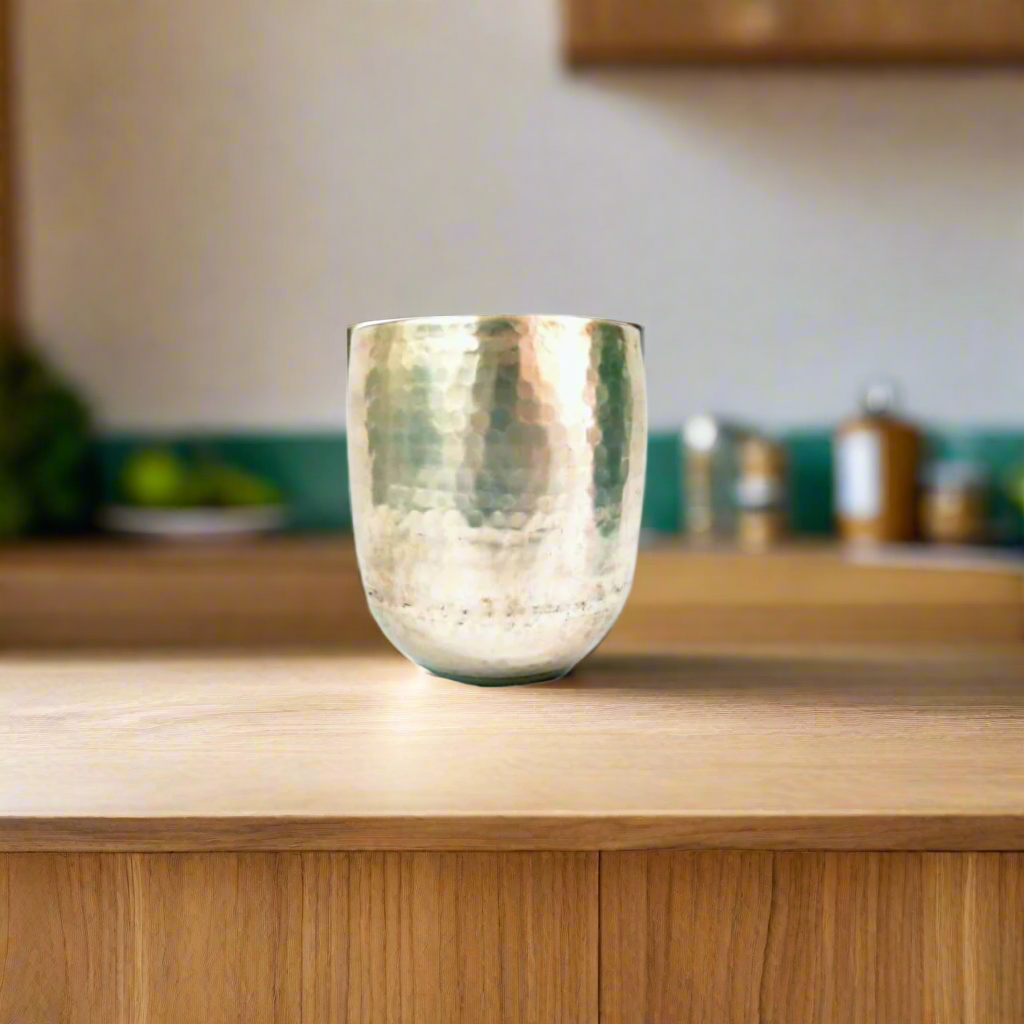 Parure Pot
Add a touch of vintage charm to your home with the exquisite Parure Pot!
Key Features:
Antique-Inspired Design: Elevates your home decor with a unique, vintage touch
Perfect Size: Measures 20cm (diameter) x 25cm (height) x 11cm (base diameter)
Versatile: Suitable for indoor or outdoor use, perfect for displaying plants and flowers