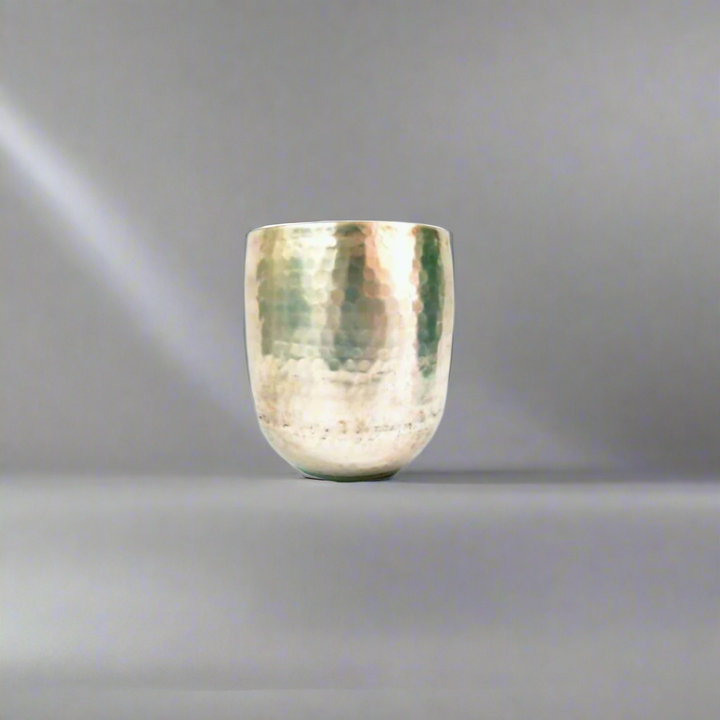 Parure Pot
Add a touch of vintage charm to your home with the exquisite Parure Pot!
Key Features:
Antique-Inspired Design: Elevates your home decor with a unique, vintage touch
Perfect Size: Measures 20cm (diameter) x 25cm (height) x 11cm (base diameter)
Versatile: Suitable for indoor or outdoor use, perfect for displaying plants and flowers