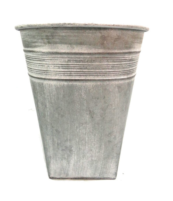 Product Summary: Quagga Pot
Description
Add a touch of history and style to your living space with the vintage-inspired Quagga Pot, perfect for displaying your favorite plants and flowers.