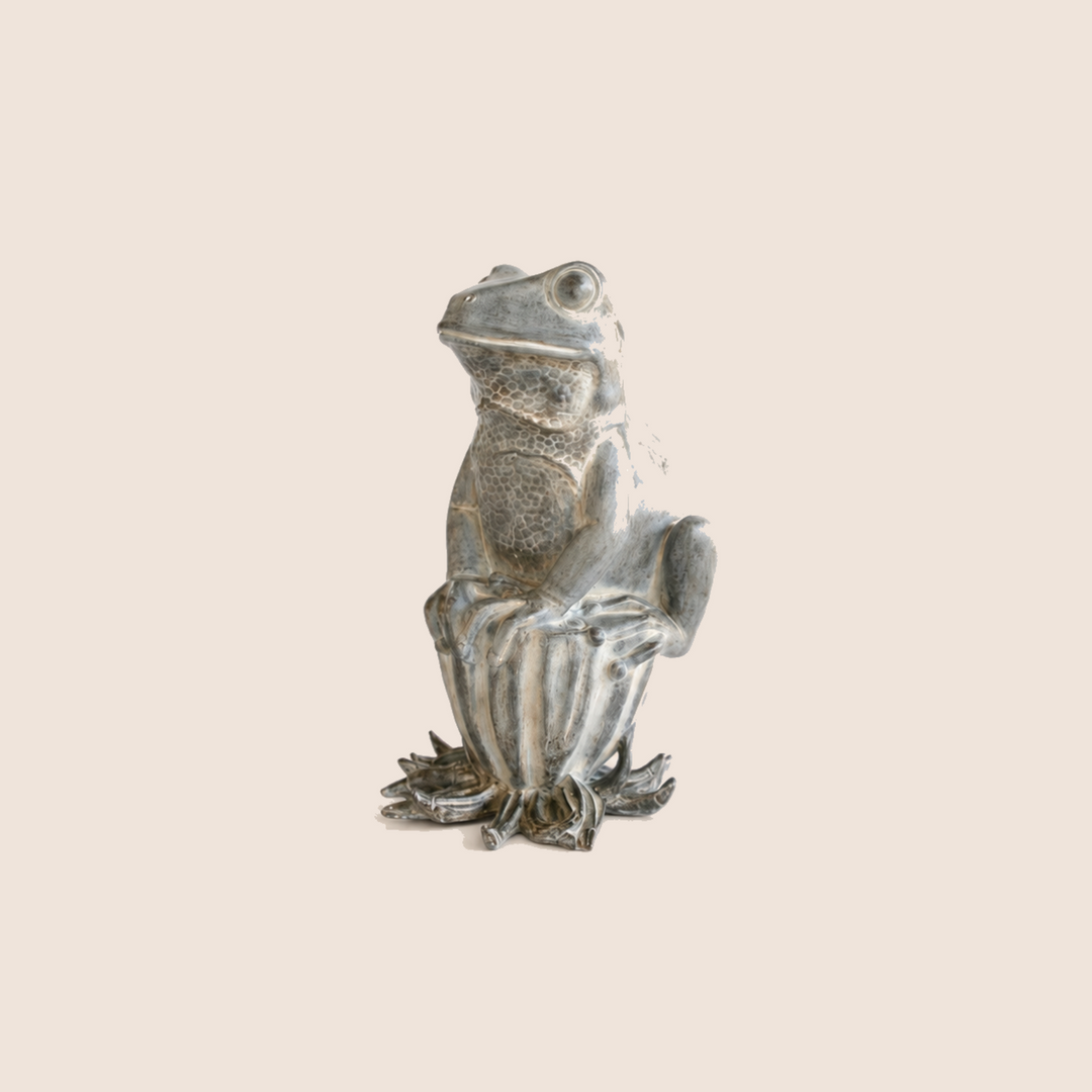 Frog sitting on seed pod 32X16cm - catalogue view