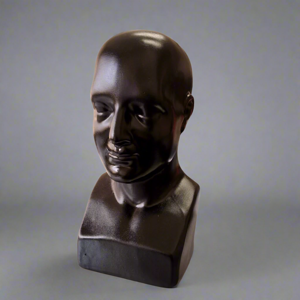 Black Crania 25cmH
Elevate your home decor with the stunning Ceramic Human Head Decor, expertly crafted by Unique Boys. .
Design Features:
Size: 25cmh x 11.5cmw x 9cm depth
Intricate facial features and textures for a lifelike quality
Perfect for decoration, art appreciation. www.uniqueboys.co.za