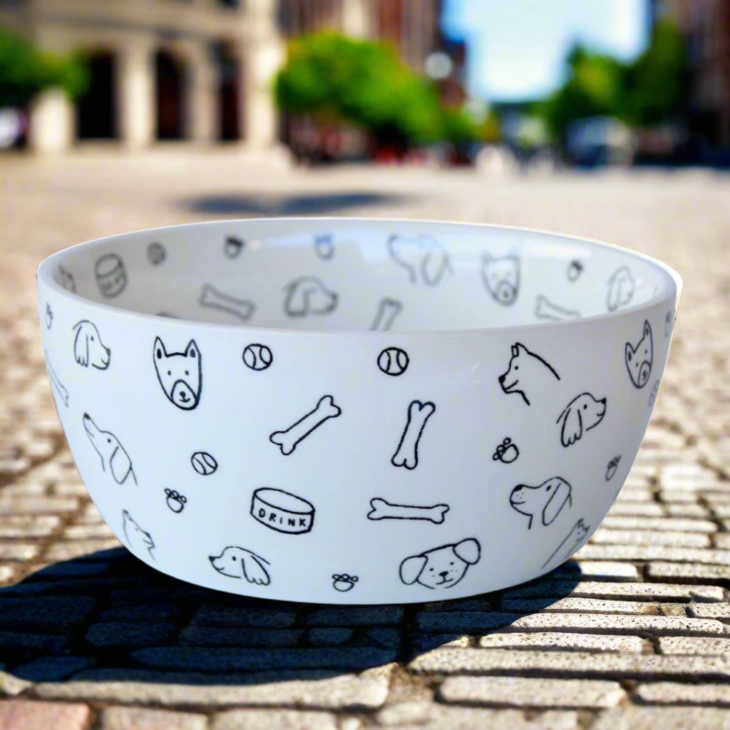 Black and White Porcelain Dog Bowl
Add a touch of joy to your home with this adorable black and white porcelain dog bowl, perfect for your furry friend!