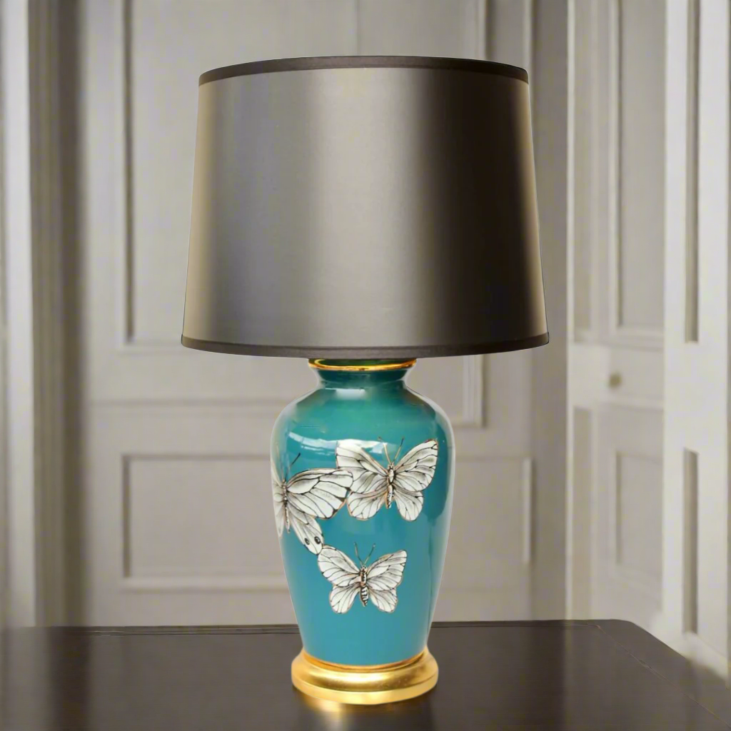 Blue 3 Butterfly Lamp with Black Shade
Add a touch of whimsy and sophistication to your home decor with our stunning Blue 3 Butterfly Lamp, featuring three beautiful blue butterflies perched on a delicate branch. Paired with a sleek black shade, this unique lamp creates a striking contrast that adds depth and visual interest to any room. Measuring 68x40cm, this lamp is the perfect size for adding ambiance to your living room, bedroom, or office.www.uniqueboys.co.a