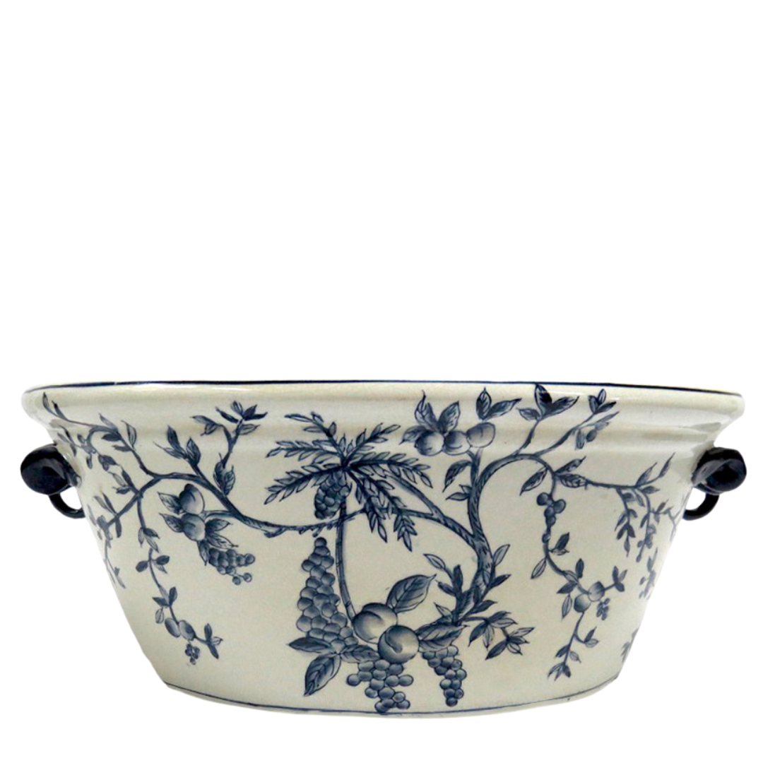 Blue Rhapsody Footbath 43cml
Exquisite Porcelain Footbath with Hand-Painted Floral Design
Elevate your space decor with this stunning Blue Rhapsody Footbath 43cml, expertly crafted from porcelain and beautifully hand-painted with a vibrant floral pattern. Unique Boys.