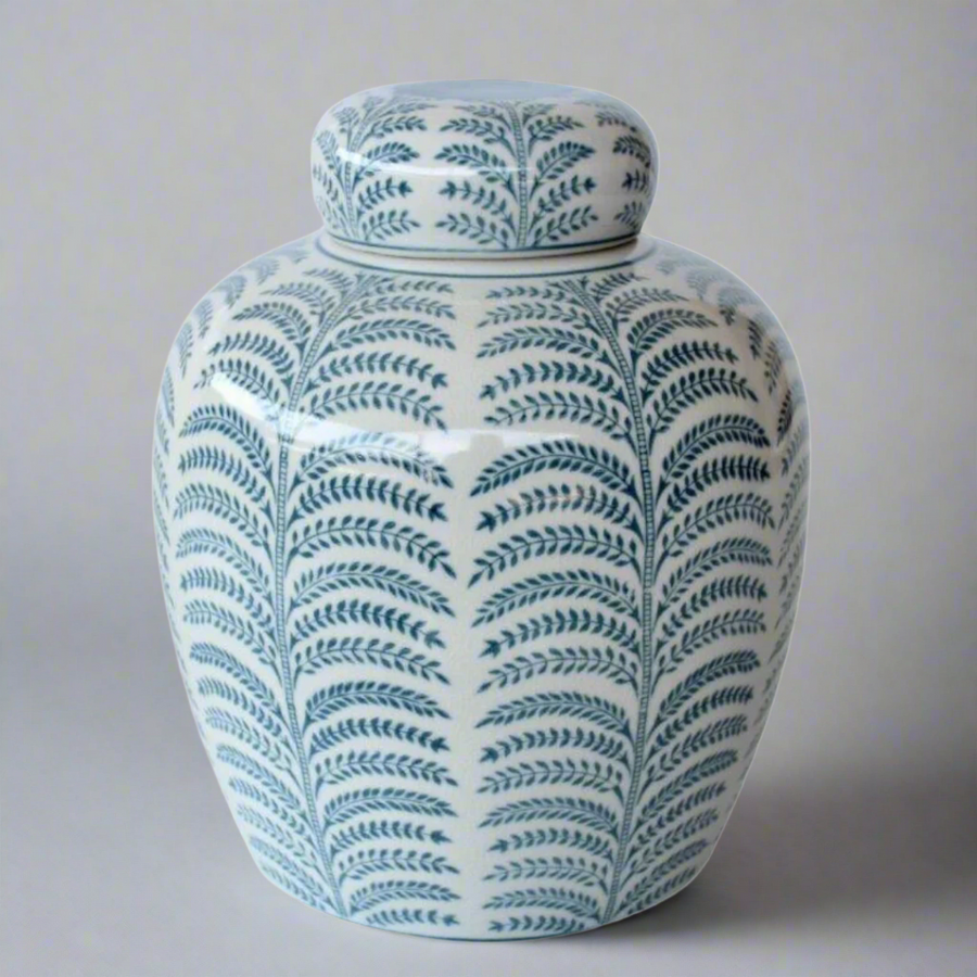 Unique Boys Interiors
Blue & White Fern Jar With Lid
Bring the serenity of nature indoors with this beautifully crafted blue and white fern jar, complete with a lid. Measuring 24x20cm, this stunning piece features an intricate fern design that adds a touch of elegance to any room.
www.uniqueboys.co.za