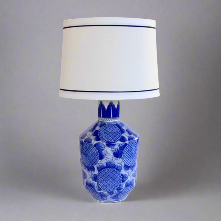 Unique Boys Interiors
Blue & White Hydrangea Lamp with Cream Shade
Elevate your home decor with this stunning handmade lamp featuring a beautiful blue and white hydrangea design. The lamp's elegant cream shade adds a touch of warmth and sophistication, making it the perfect addition to your lounge, bedroom, dining room, or reception area. Unique Boys.