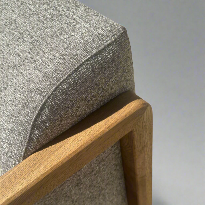 Boston Accent Occasional Chair Oak
The Modern Occasional Chair is a high-quality chair designed for comfort, durability, and style. It features a sturdy wood frame with wooden armrests that enhance the aesthetics of any space. The chair is upholstered in high-quality fabric.www.uniqueboys.co.za