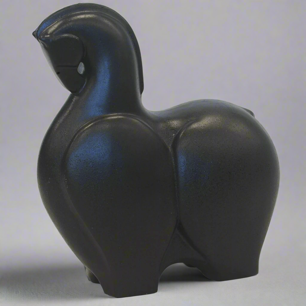 conversation-starting piece
Durable and long-lasting construction
Elegant addition to home or office decor
Rich historical significance and cultural appeal
Decorating Ideas:
Display on shelves, mantels, or coffee tables
Pair with complementary decor for a cohesive look
Add ambiance to living rooms, offices, or study areas
Perfect gift for history buffs and art collectors unique boys 