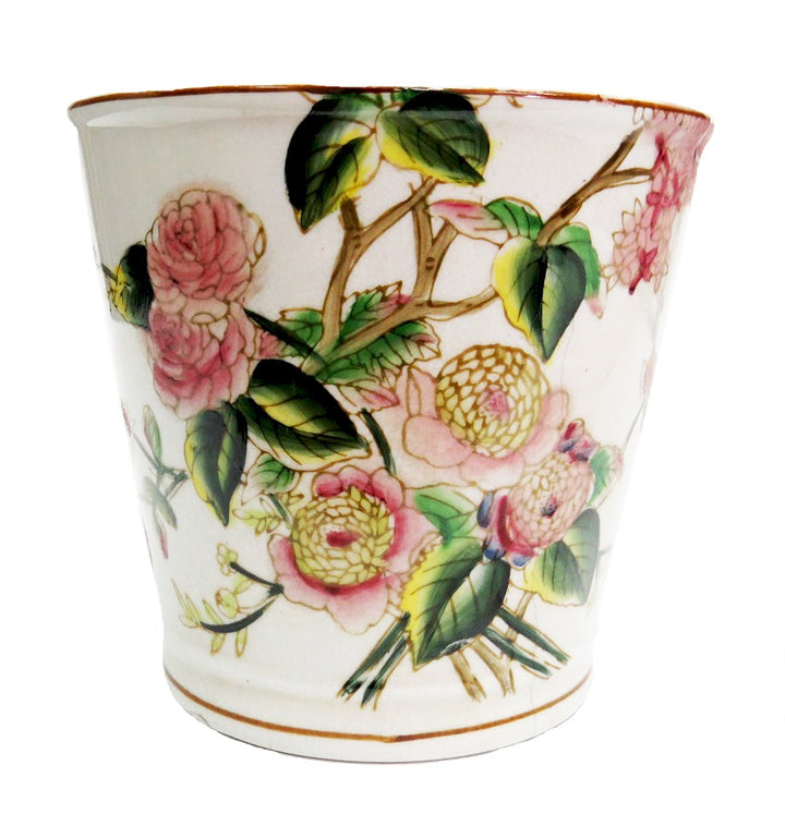 Product Details: Pink Camellia Pot
Description: A beautiful and feminine Pink Camellia Pot, perfect for displaying plants and adding a touch of elegance to any space.
Material: Ceramic or porcelain (not specified)
Size:
Diameter: 17cm
Height: 15.5cm