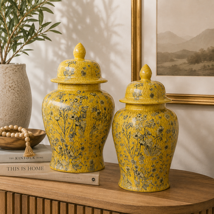 Add colour and charm with this  Extra Large Yellow Daisy Ginger Jar, perfect for consoles, tables and shelving.