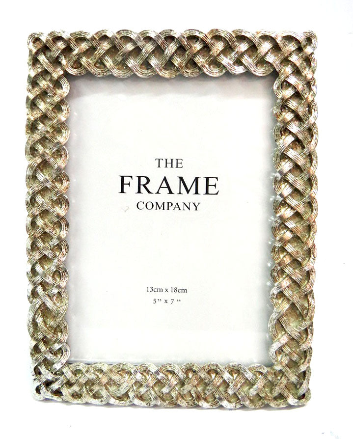 Silvereast Frame
Elevate your cherished memories with our stunning Silvereast Frame. This beautifully crafted frame is designed to showcase your favorite 5"x7" (13cm x 18cm) photos in style.
Key Features: