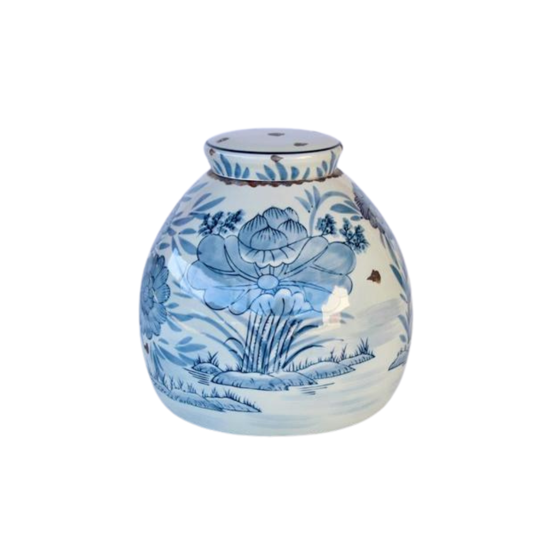 Stunning Fat Blue &amp; White Jar with Lid
Elevate your home decor with this beautiful Fat Blue &amp; White Jar with Lid, measuring 24x24cm. Its sleek and stylish design combines classic blue and white hues, adding a touch of sophistication to any room. The jar offers ample storage space, making it perfect for storing small items, candies, or trinkets. unique boys 