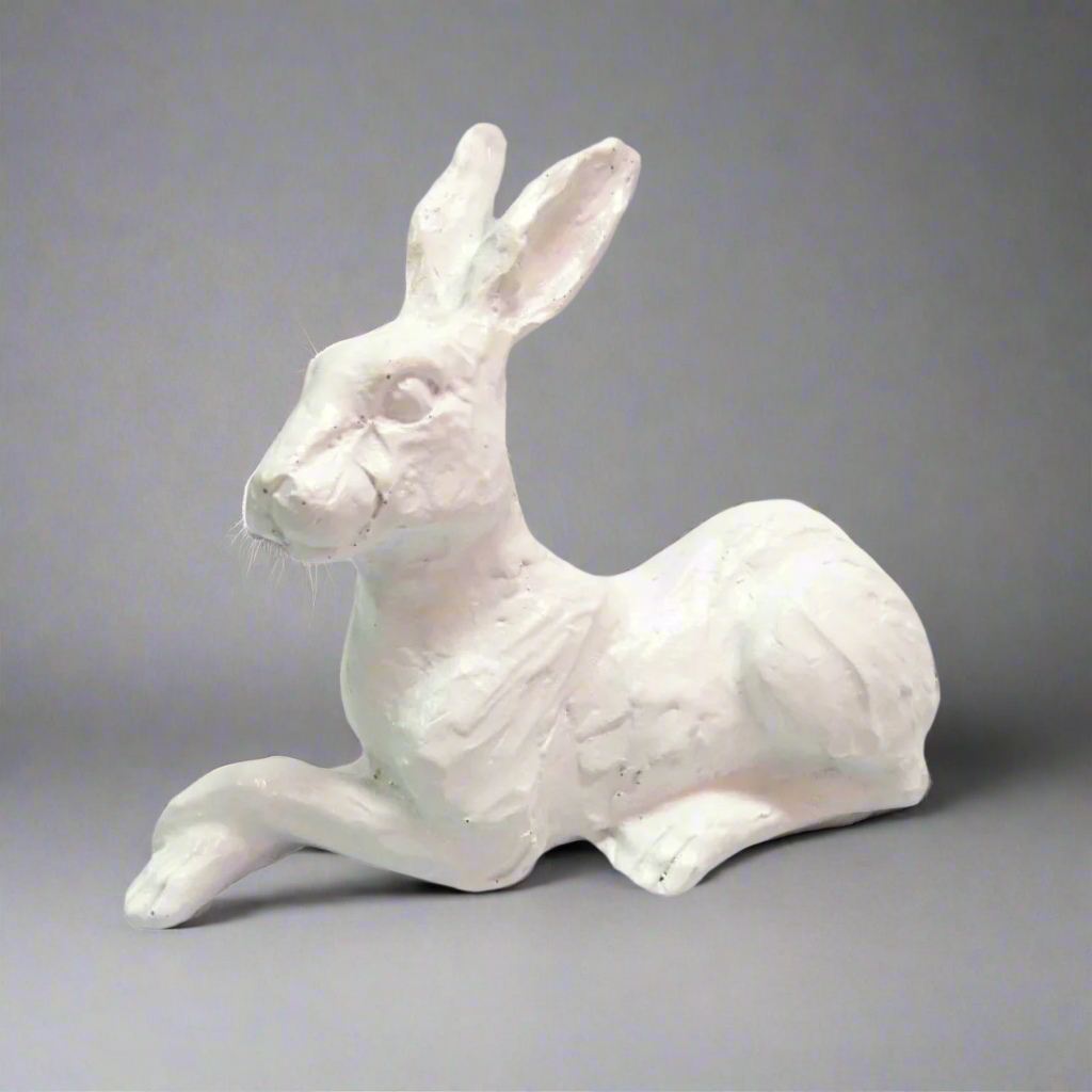 Harebella White - Elegant Decor
Meet Harebella White, a stunning decorative hare that exudes elegance and sophistication. With its compact size of 17cm x 22cm, it's perfect for display or gifting, adding a touch of refinement to any space