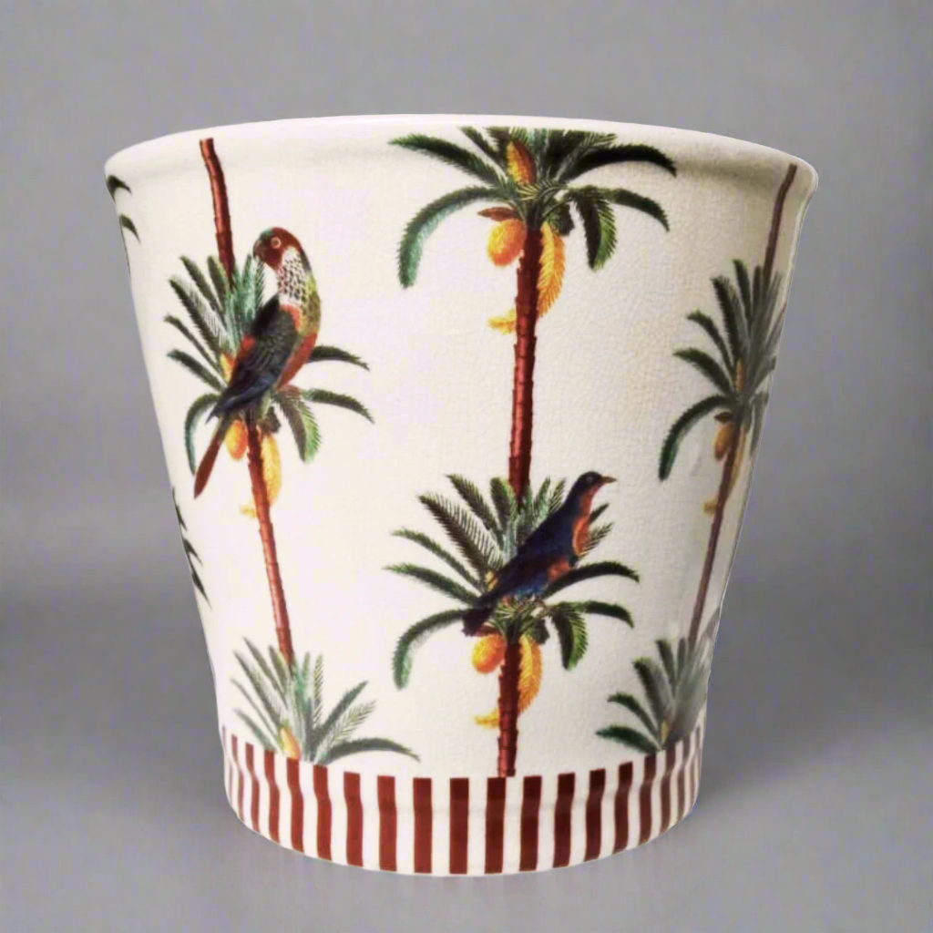 Introducing the Enchanting Island Style Pot 17x16cm
Elevate your home decor with the timeless and exquisite Island Style Pot 17x16cm, expertly crafted from high-quality porcelain. This stunning piece boasts a unique, hand-painted art design that will add a touch of beauty and elegance to any living space. Unique Boys.