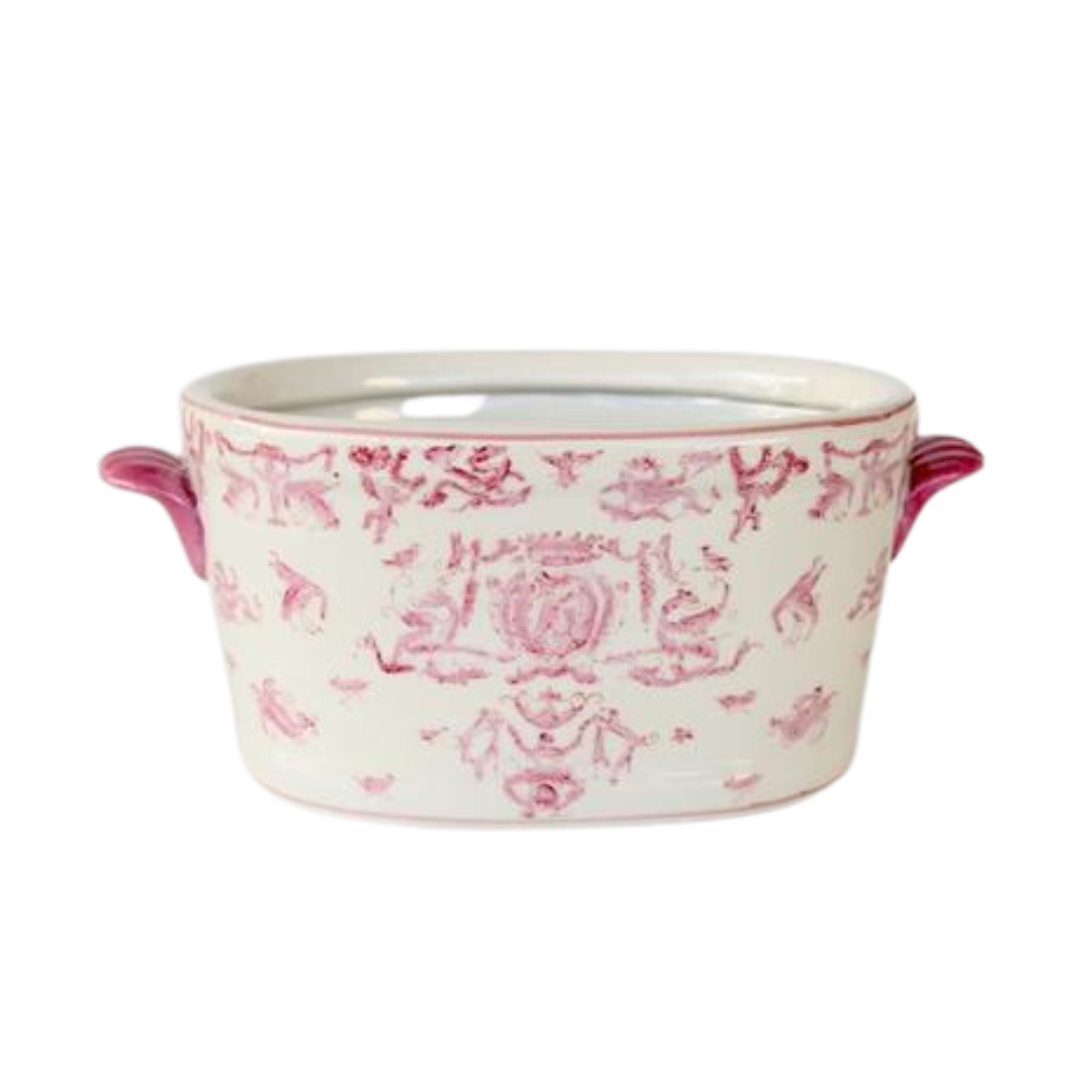 Medium pink foot bath 15x33x20cm  This medium pink decorative planter pot measures 15x33x20cm and is perfect for a foot bath. Its elegant design is perfect for a touch of sophistication. Its high quality material ensures durability.  Unique Interiors, a place where you can find trendy decor that stays forever in style for any style.  Unique  Boys 