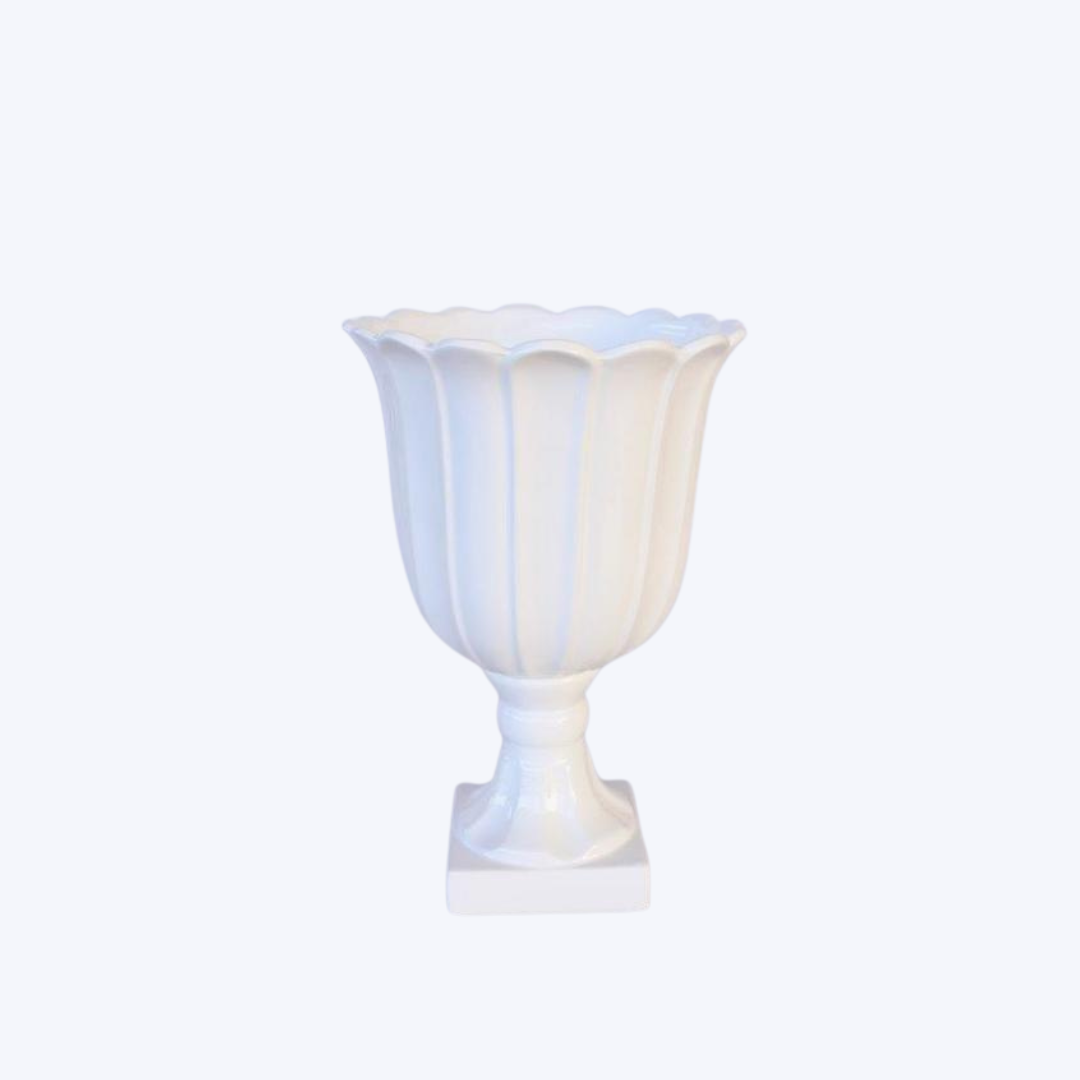 Elegant Medium White Vase or Urn
Elevate your home decor with this stunning medium-sized white vase or urn, measuring 35x24cm. Its classic design and high-quality materials make it a versatile and elegant piece, perfect for displaying flowers or as a standalone statement piece unique boys 