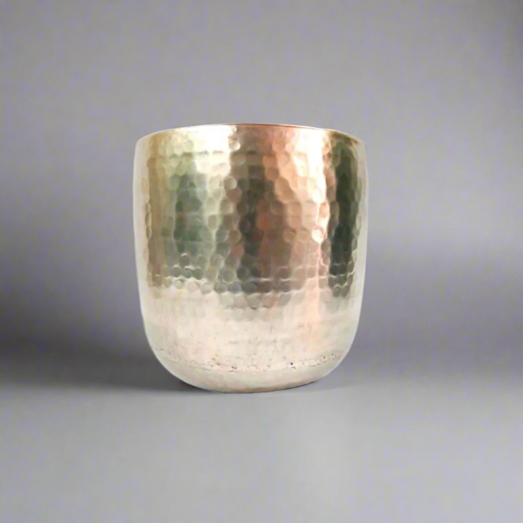 Overberg Pot 26.5x30x10.5
Elevate your indoor or outdoor space with the sturdy and spacious Overberg Pot!
Key Features:
Generous Size: 26.5cm (diameter) x 30cm (height) x 10.5cm (base diameter)
Durable: Built to last with high-quality materials
Spacious: Allows for healthy plant growth and easy maintenance
Get it from Unique Boys!