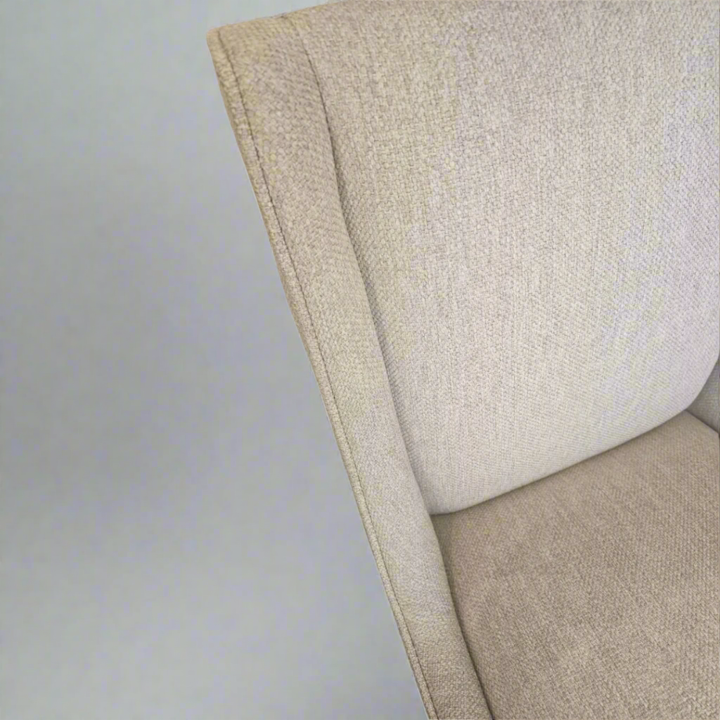 Nasira Chair Oak in Alba