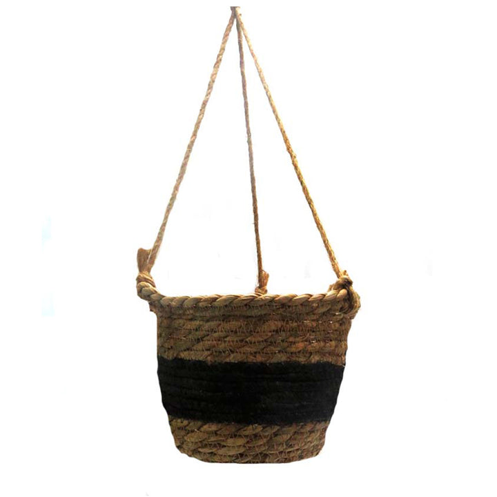 Hanging Black Belt Basket - Organize Your Martial Arts Gear
Stay organized and focused on your martial arts training with the Hanging Black Belt Basket. This sturdy and spacious storage solution is designed to hold multiple belts and other gear, keeping your space clutter-free and your equipment within easy reach.