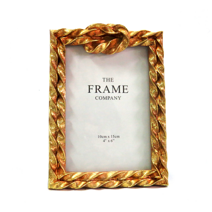 Stagestruck Frame
Elevate your cherished memories with our stunning Stagestruck Frame. This sleek and professional frame is designed to showcase your 4"x6" photos in style, creating a visual masterpiece that will leave a lasting impression.
