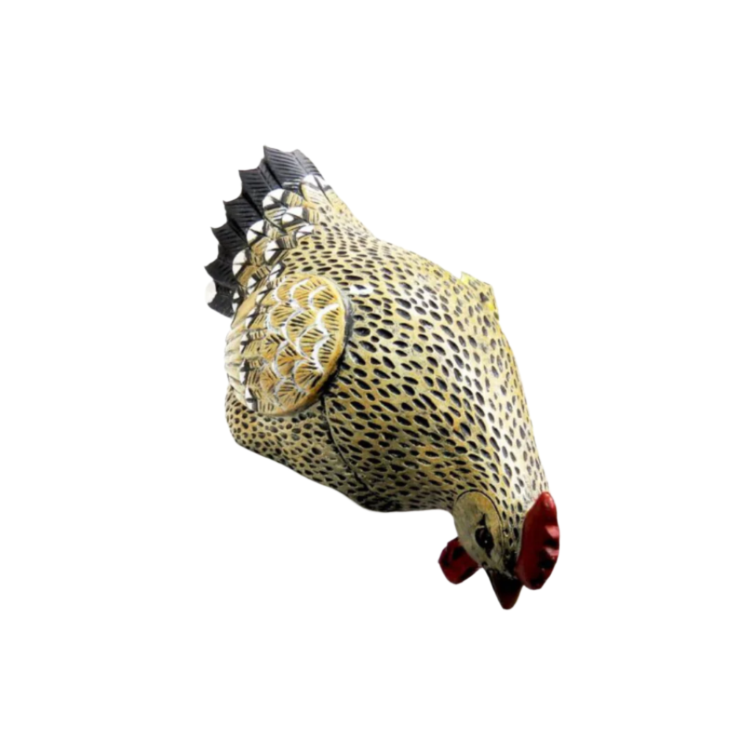 Experience the beauty of nature with our Zazu HenThis bird is sure to be a stunning addition to any home. The hen is perfect for both traditional and more modern spaces. Our Zazu Hen is a perfect way to bring a bit of the outdoors inside.Unique Boys