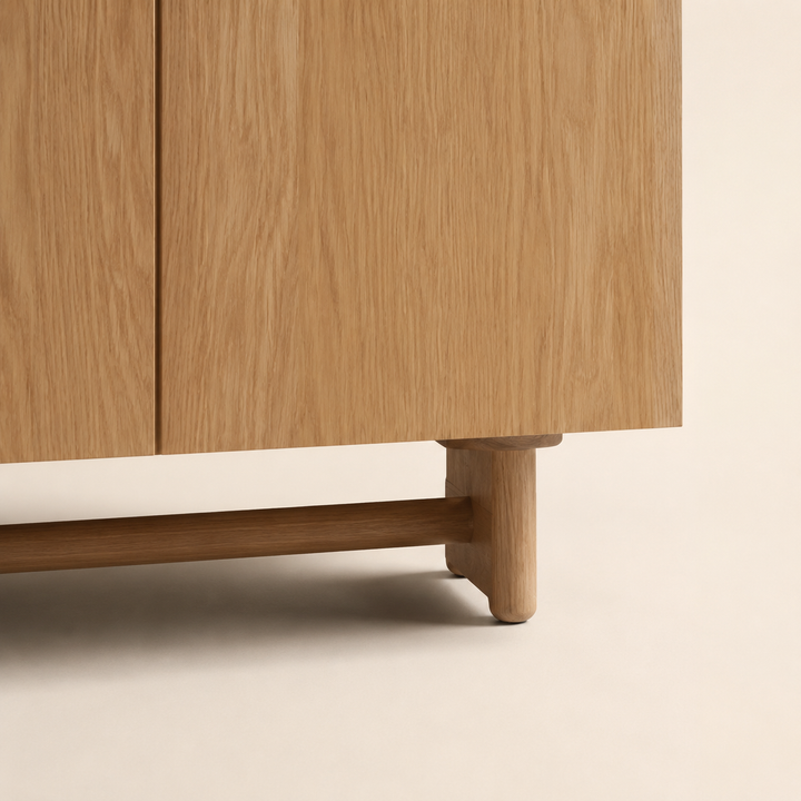 Alexandria Oak server — craftsmanship detail