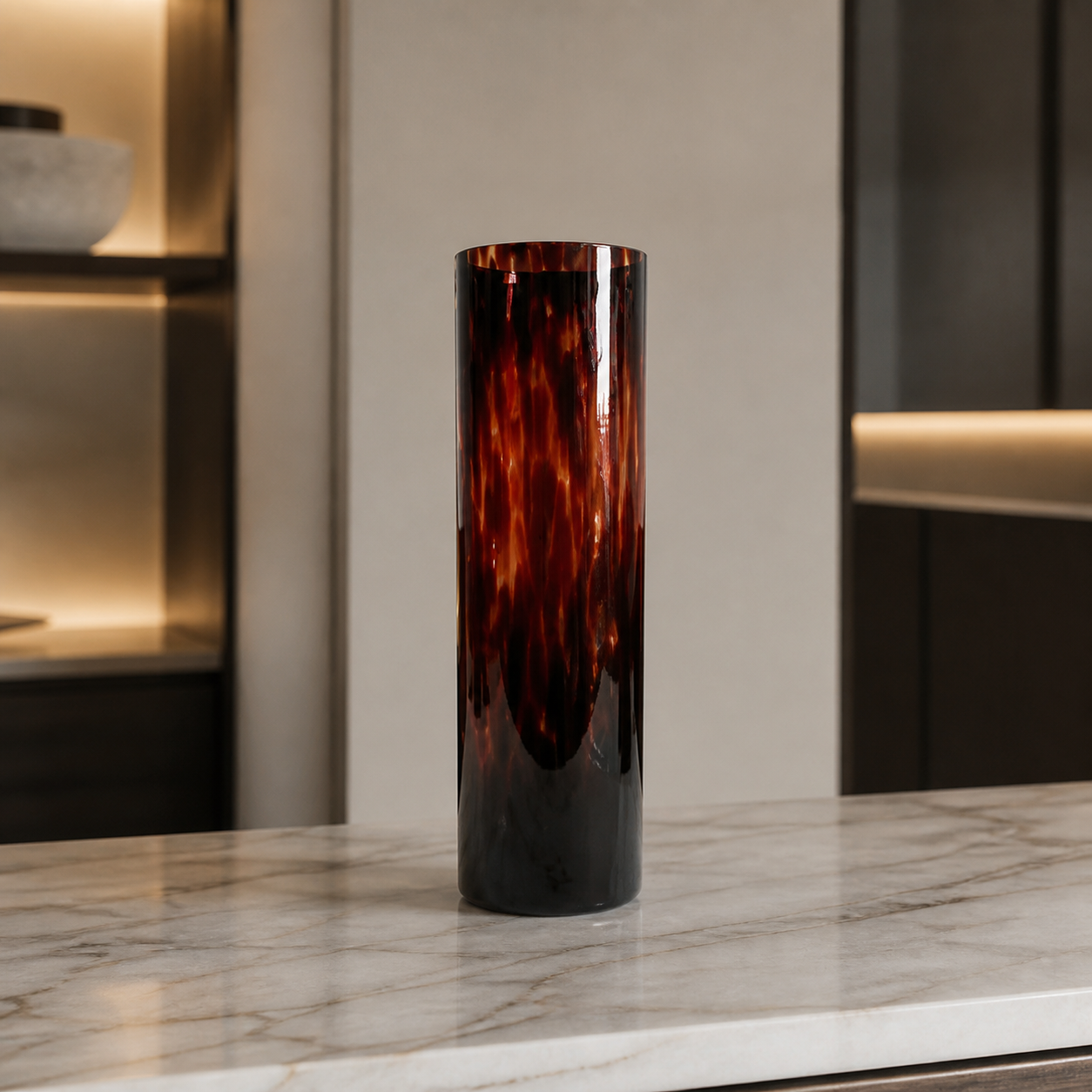 Amara vase - luxury lifestyle