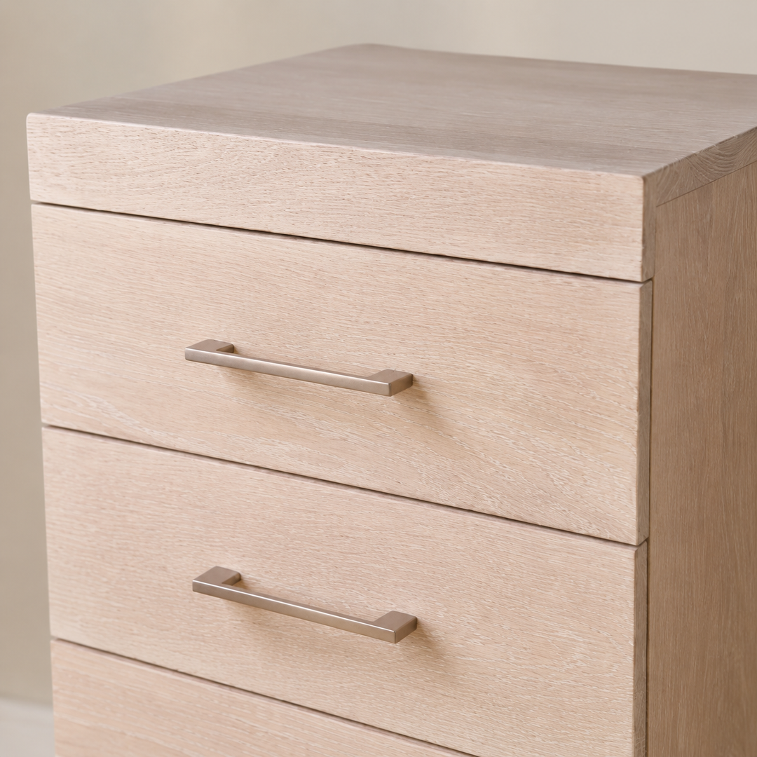 Becca Oak Pedestal — oak and handle detail
