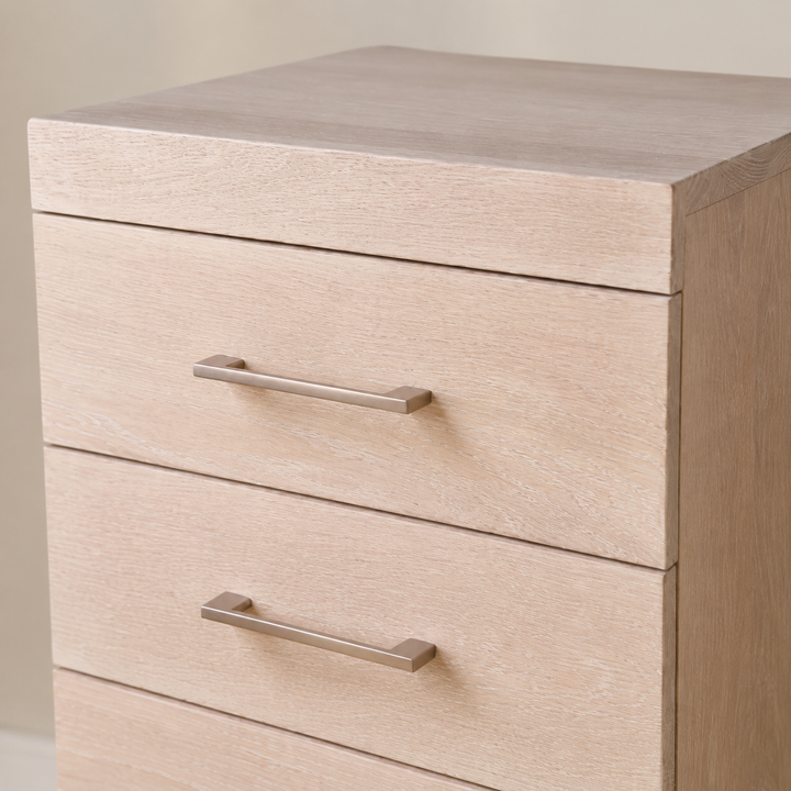 Becca Oak Pedestal — oak and handle detail