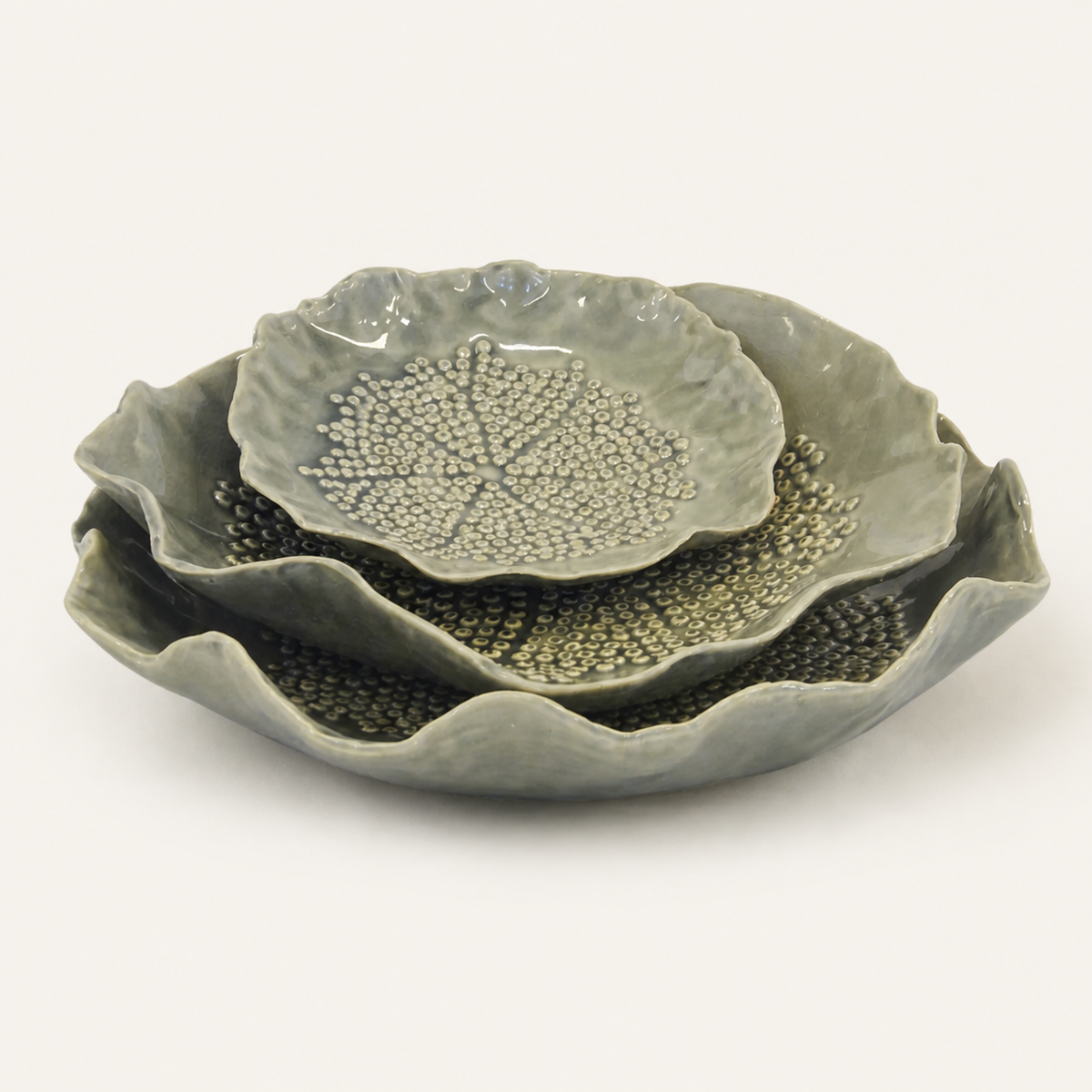 Ceramic Petal Plate Grey Set of 3 — catalogue product image