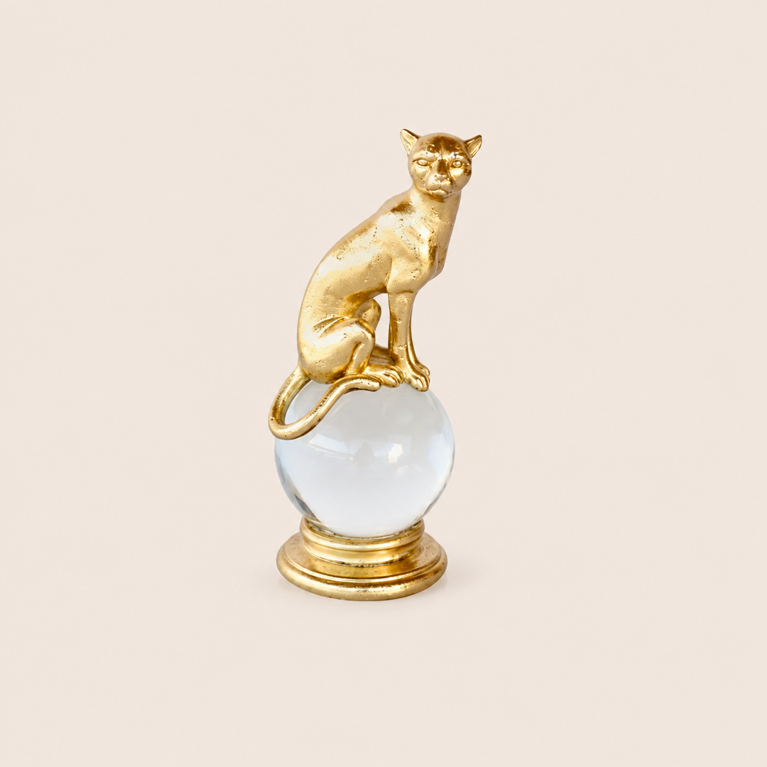 Gold leopard on glass ball – catalogue view