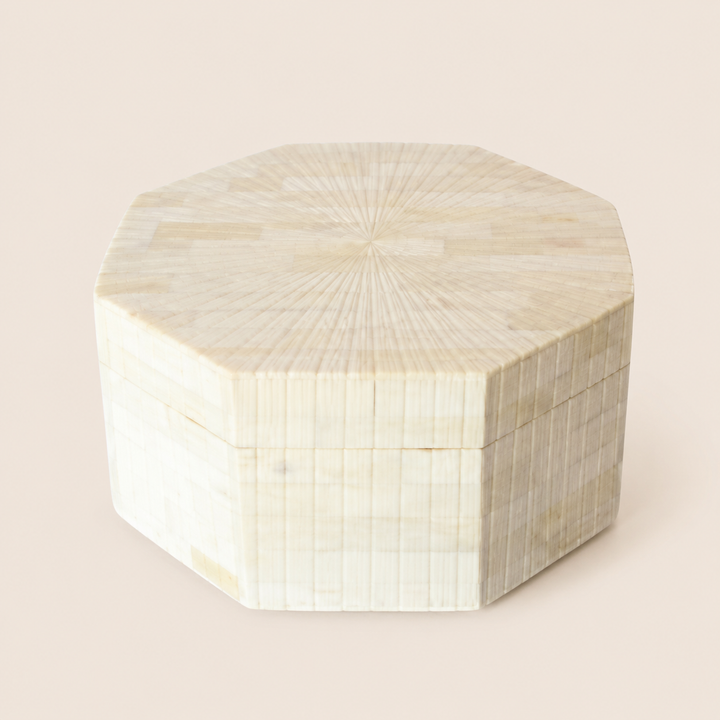 HEXAGONAL BONE BOX RIDGED 20X10X30.5CM catalogue view