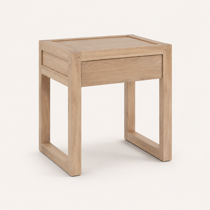 Lux Oak Pedestal — side profile