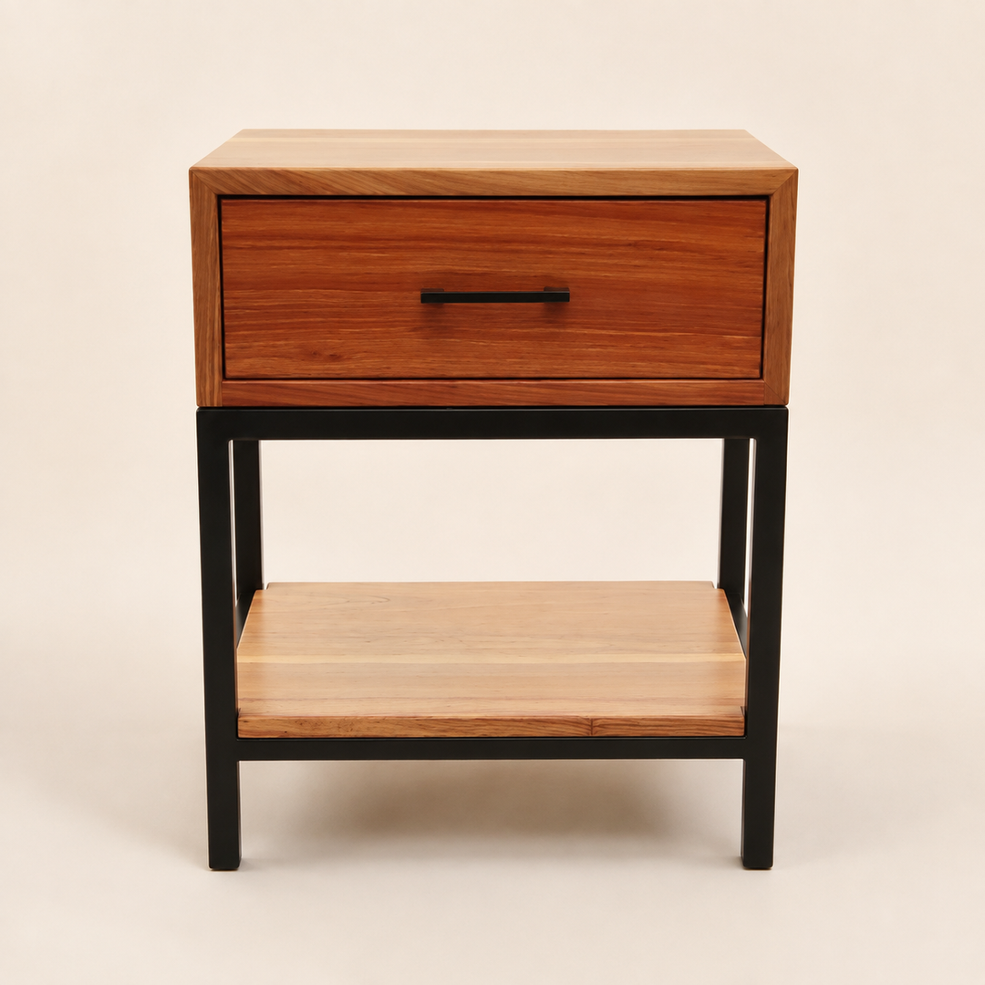 Metal Leg Kiaat Pedestal — side profile