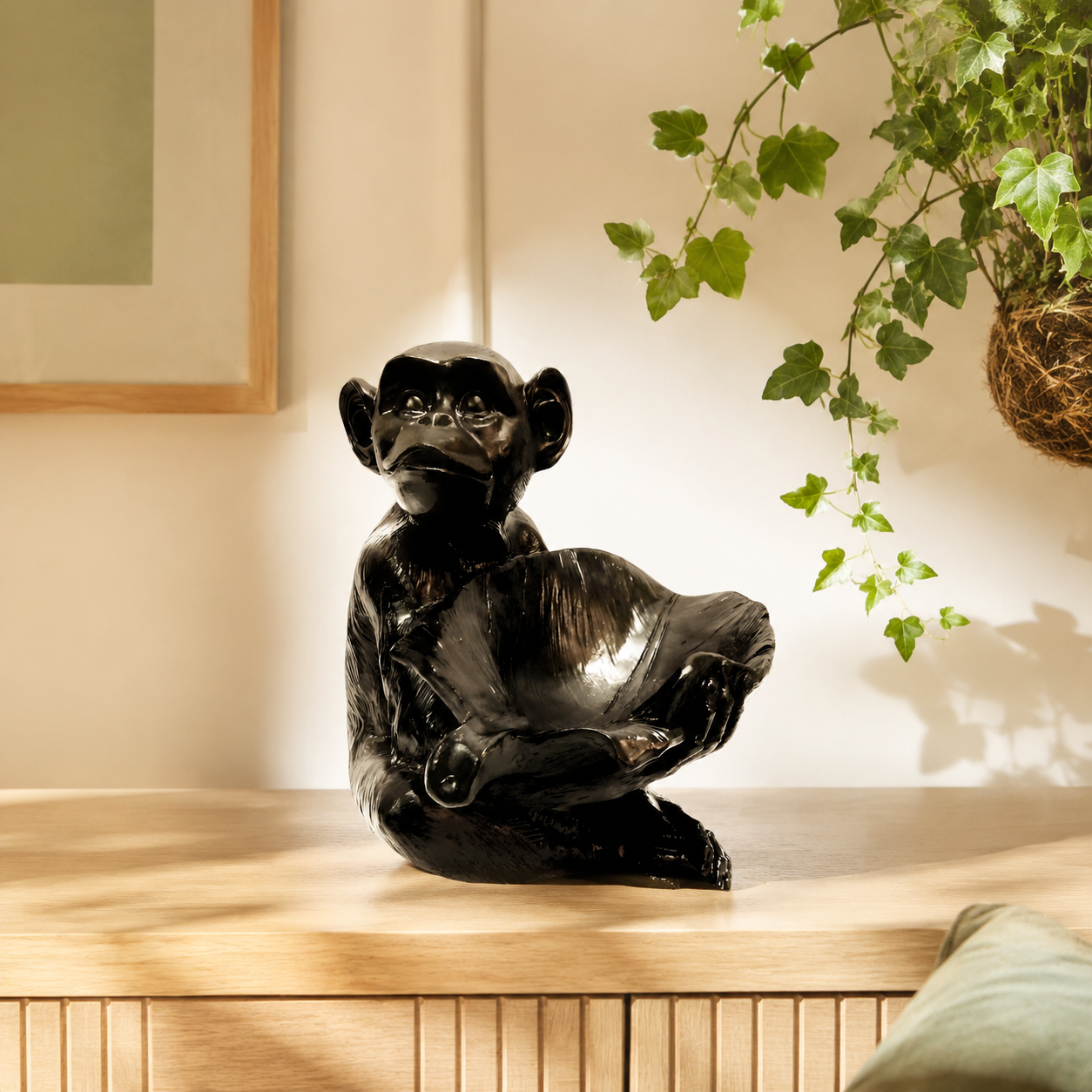 Monkey Obsidi lifestyle view
