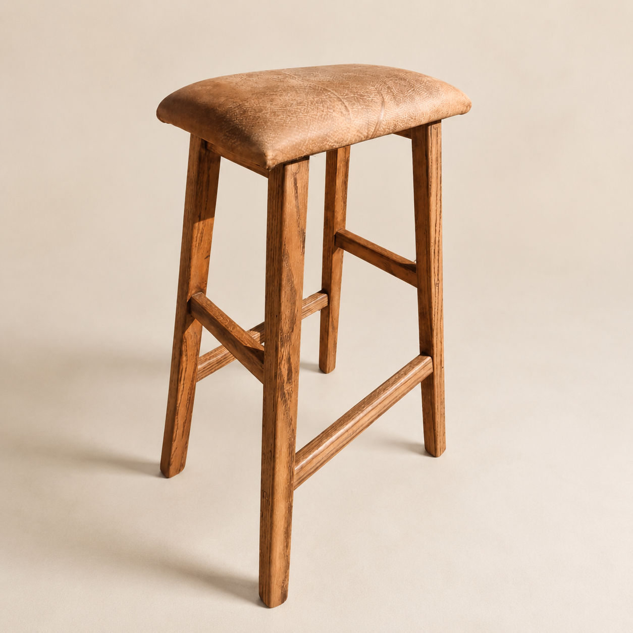 Nashville  Red Oak Bar Stool With Leather Seating - opposite three-quarter view
