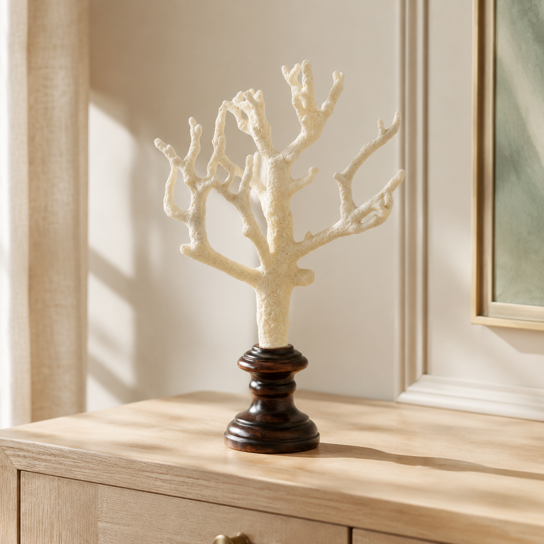 NATURAL CORAL ON STAND 36X21CM lifestyle view