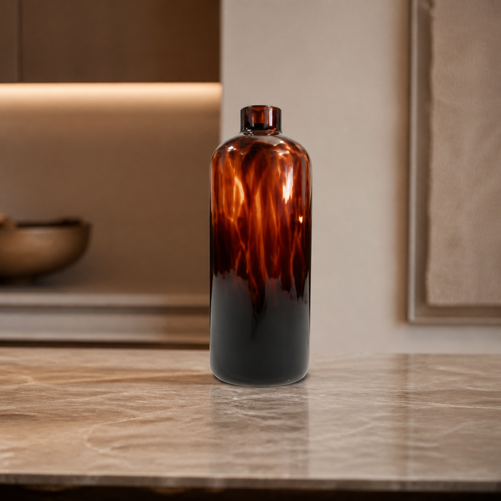 Oro vase - luxury lifestyle