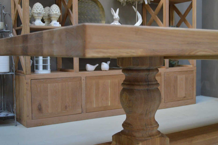 Oak Classic Centre Turned Leg Table