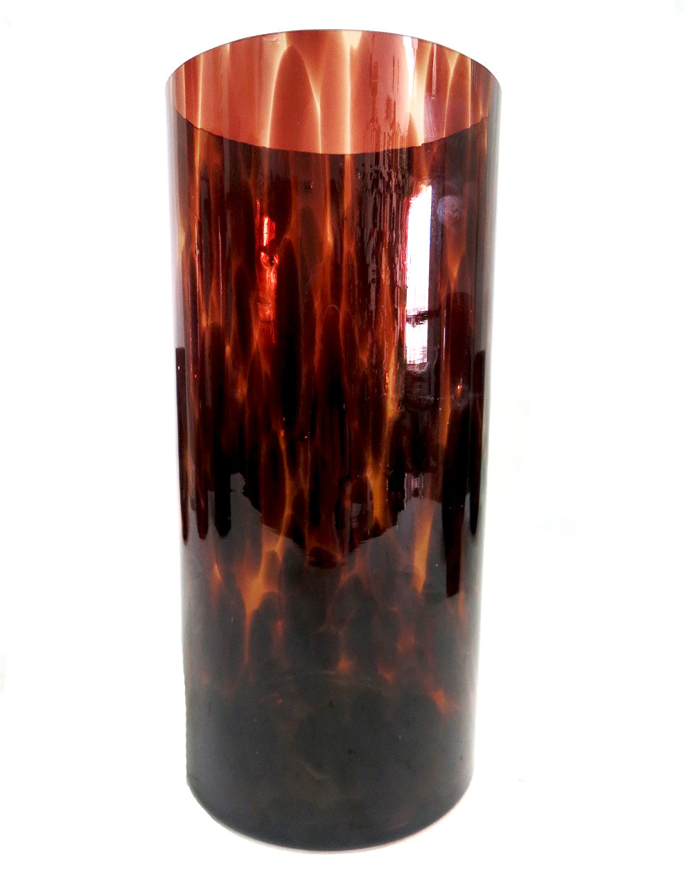 Make a Statement with the Stunning Neo Vase
Elevate your home decor with the sleek and sophisticated Neo Vase. This beautifully crafted glass cylinder boasts a striking tortoise shell design that's sure to impress.
Sleek and Modern Design
With its clean lines, cylindrical shape, and gorgeous tortoise shell pattern, the Neo Vase is the perfect addition to any modern home. Use it as a centerpiece, vase, or decorative accent to add a touch of elegance to your space.

