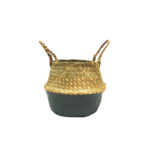 Getti Basket - Natural Elegance
Add a touch of African charm to your home with the stunning Getti Basket. Handwoven from natural seagrass and painted green, this beautiful basket is a true showstopper.